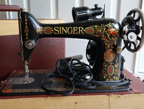 Singer Model 66 Sewing Machine and Oak Case